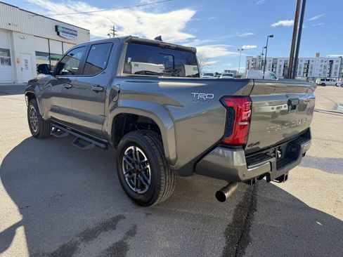 Certified 2025 Toyota Tacoma TRD Sport w/ TRD Sport Premium Package image 4