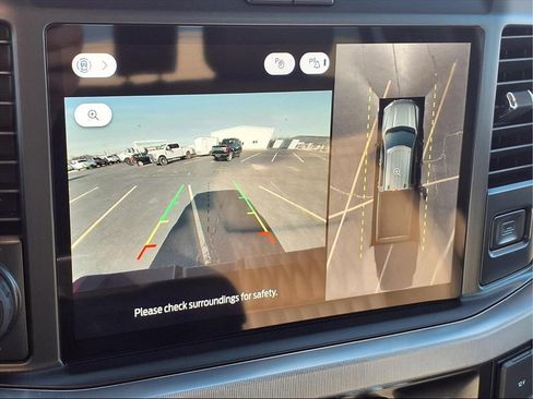 Used 2025 Ford F450 Platinum w/ Platinum Plus Package image 6