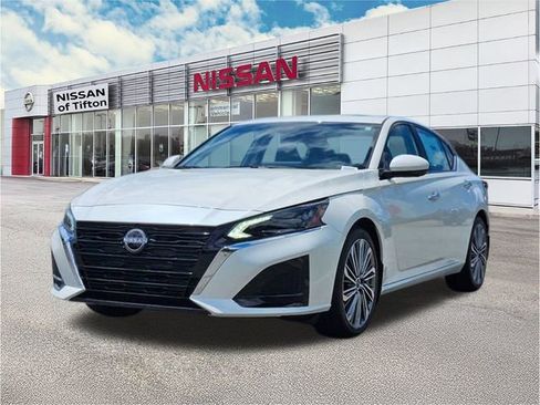 New 2025 Nissan Altima 2.5 SL image 3