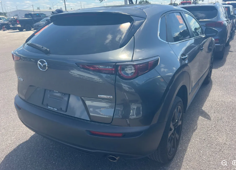 Used 2021 MAZDA CX-30 FWD 2.5 S w/ Select Package image 3