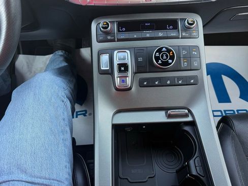 Used 2020 Hyundai Palisade Limited image 12