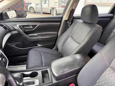 Used 2016 Nissan Altima 2.5 S w/ Power Driver Seat Package image 18