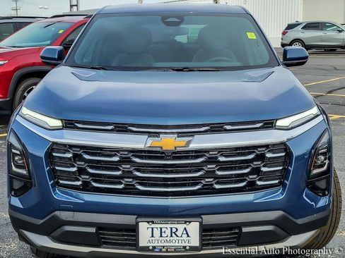 New 2026 Chevrolet Equinox LT w/ Convenience Package II AWD/4WD image 4