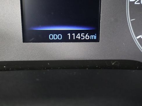 Used 2024 Toyota Corolla Cross L FWD image 31