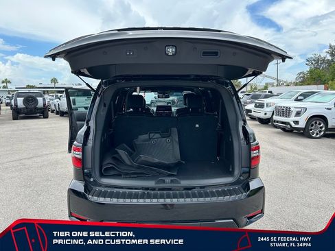 Used 2024 Nissan Armada SL w/ Midnight Edition Package RWD image 9