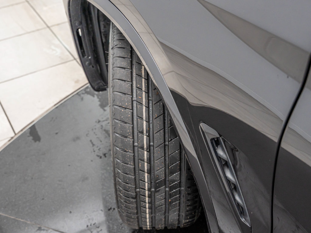 Used 2024 BMW X3 M40i AWD/4WD image 50