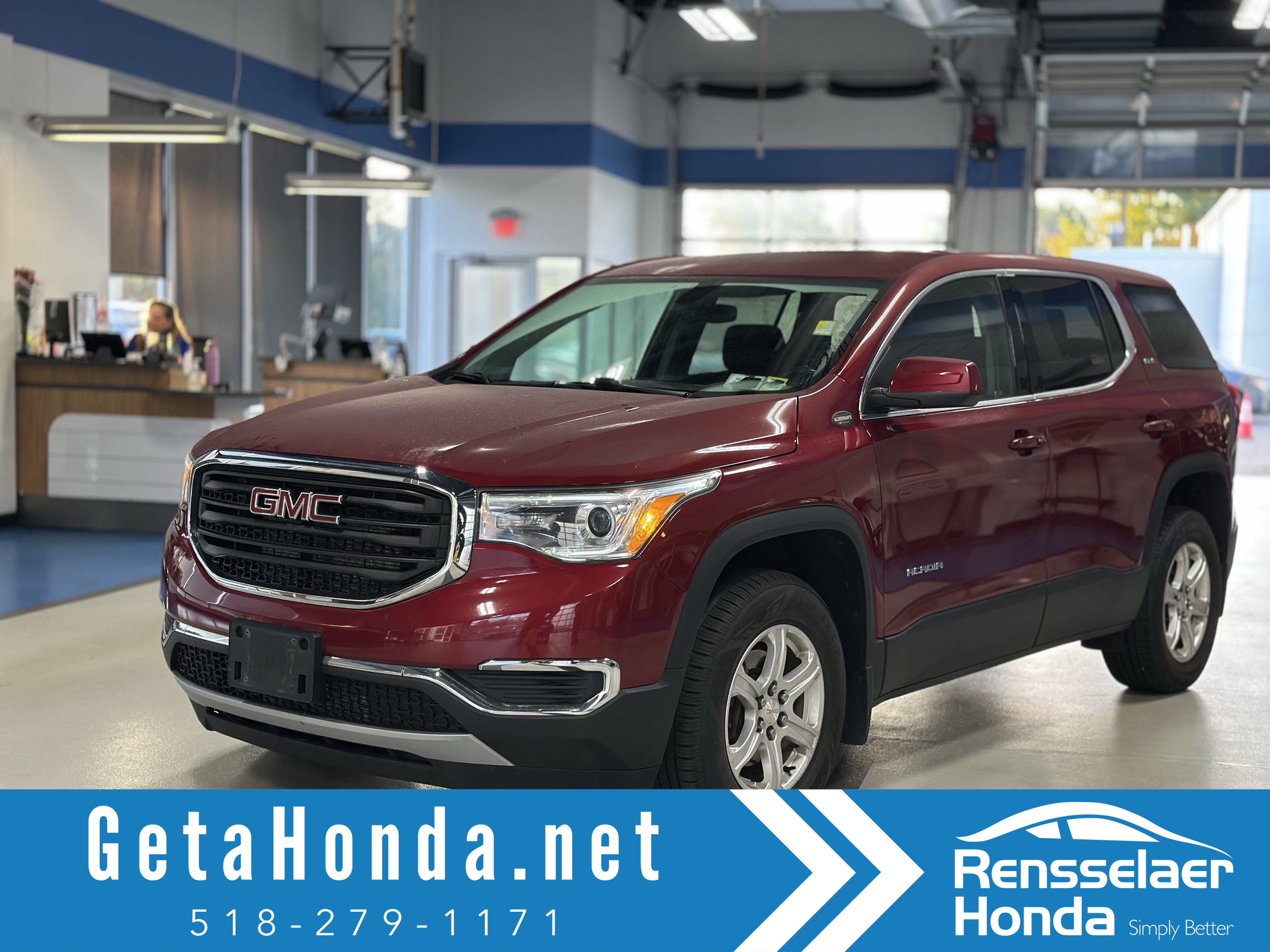 Used 2019 GMC Acadia SLE AWD/4WD image 1
