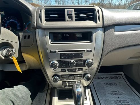 Used 2011 Ford Fusion S image 13
