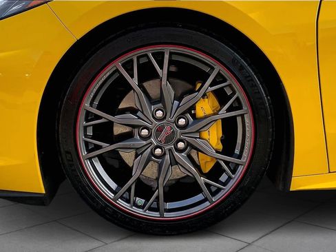 Used 2025 Chevrolet Corvette 1LT image 10