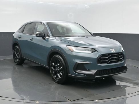 Certified 2024 Honda HR-V Sport image 2