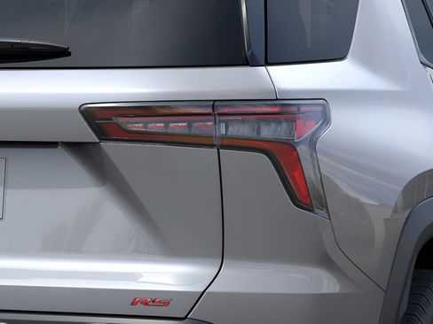 New 2026 Chevrolet Equinox RS w/ LPO, Floor Liner Package image 11