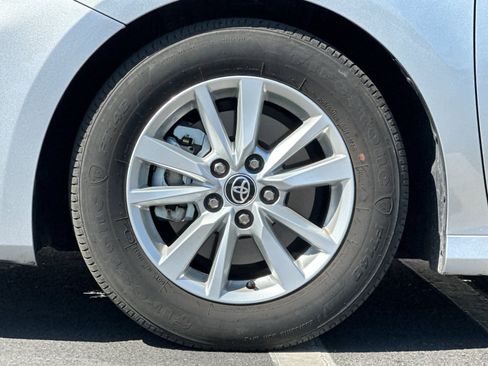 Used 2025 Toyota Camry LE w/ Convenience Package image 23