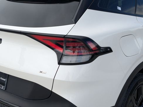Certified 2025 Kia Sportage X-Line Prestige AWD/4WD image 11