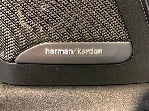 Used 2024 BMW X7 M60i w/ Executive Package image 38