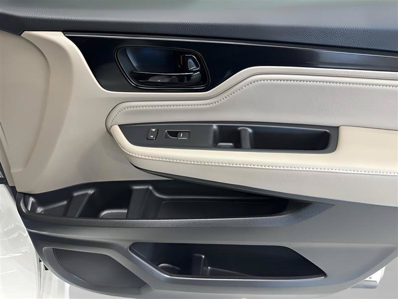 Used 2018 Honda Odyssey Elite image 23