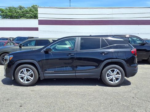 Used 2024 GMC Terrain SLE FWD image 5