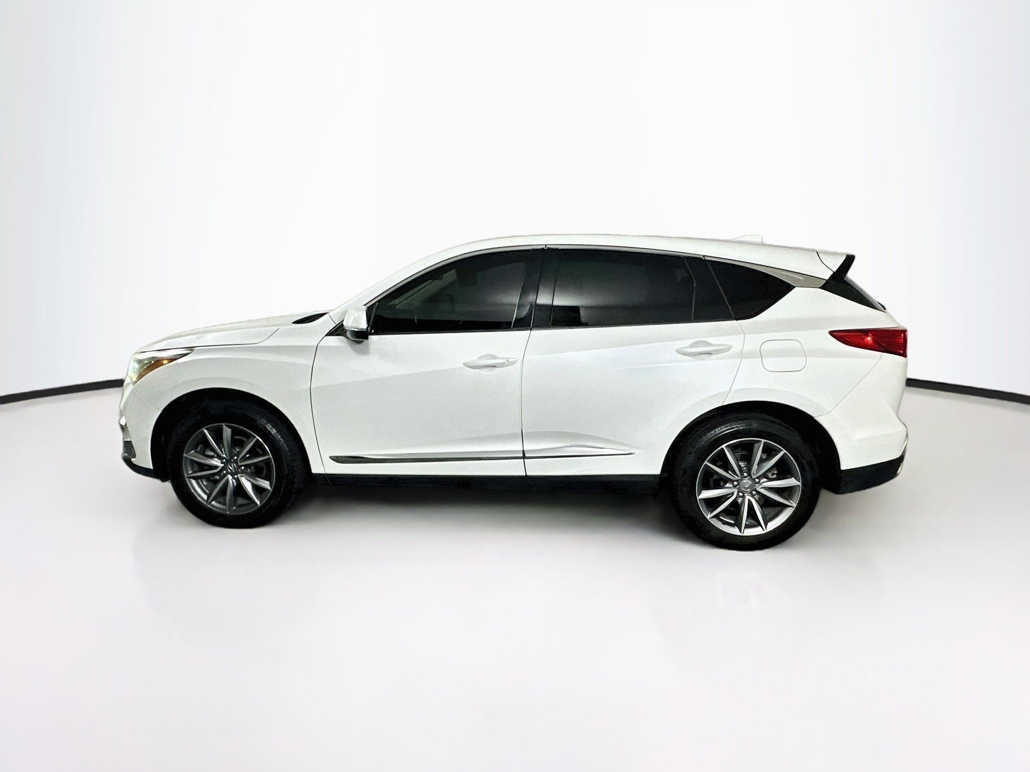 Used 2021 Acura RDX w/ Technology Package FWD image 4