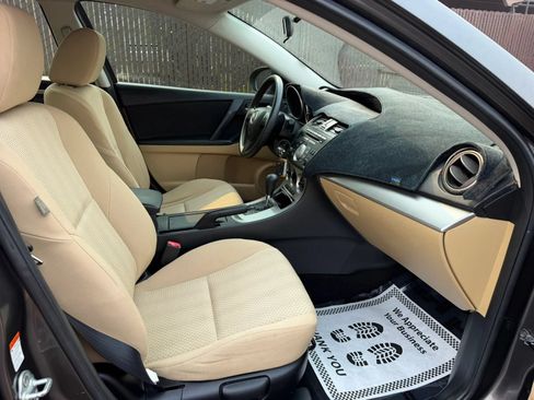 Used 2010 MAZDA MAZDA3 i Sport FWD image 13