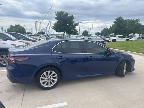 Used 2023 Toyota Camry LE FWD image 3
