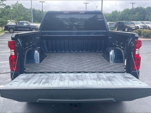 Used 2022 Chevrolet Silverado 1500 Custom AWD/4WD image 35