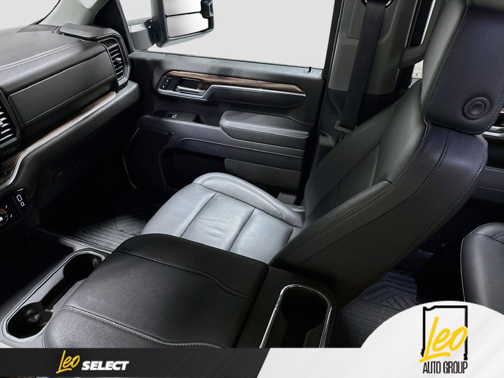 Used 2025 Chevrolet Silverado 2500 LT w/ Trail Boss Package AWD/4WD image 27
