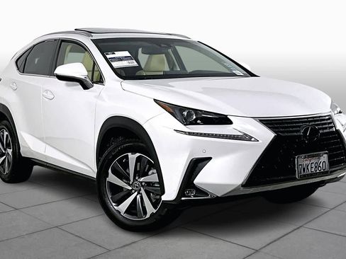 Used 2018 Lexus NX 300 FWD image 2