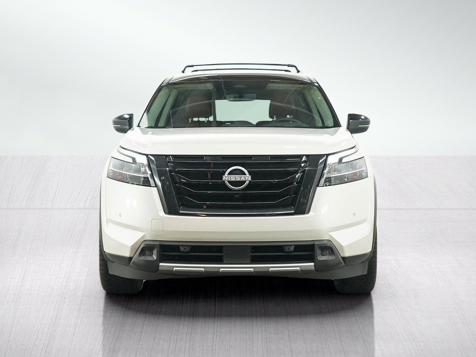 Used 2024 Nissan Pathfinder Platinum AWD/4WD image 8