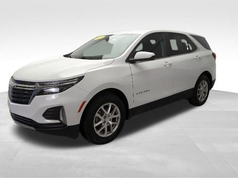 Used 2023 Chevrolet Equinox LT image 1