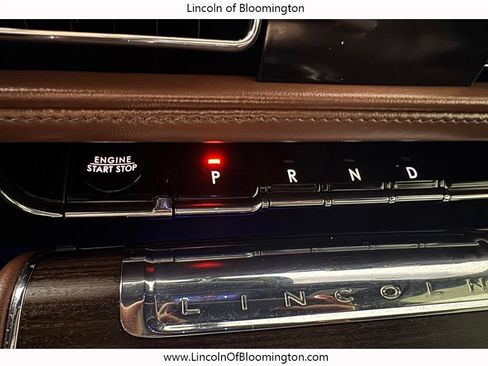 Certified 2025 Lincoln Aviator Reserve w/ Jet Appearance Package AWD/4WD image 58