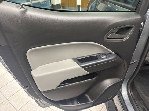 Used 2020 GMC Canyon 2WD Crew Cab w/ Convenience Package image 13