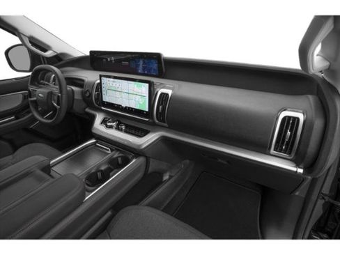 Used 2025 Ford Expedition Max Active AWD/4WD image 13