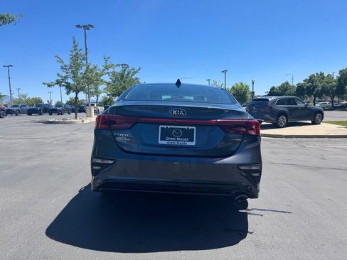 Used 2019 Kia Forte LXS FWD image 13