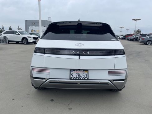 Used 2024 Hyundai Ioniq 5 Limited image 3