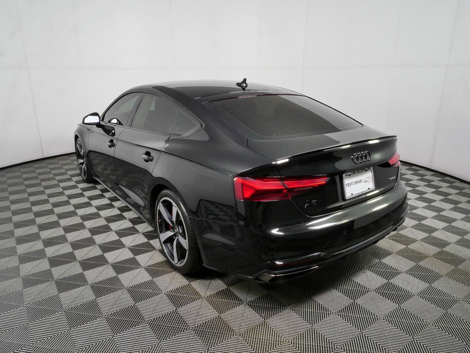 Used 2023 Audi A5 2.0T Premium Plus w/ Premium Plus AWD/4WD image 30