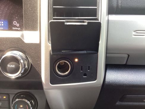 Used 2019 Ford F250 Lariat w/ Lariat Ultimate Package AWD/4WD image 60