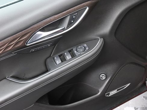 Used 2023 Buick Envision Avenir AWD/4WD image 19