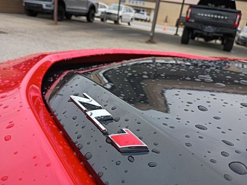 Used 2022 Chevrolet Camaro ZL1 RWD image 13