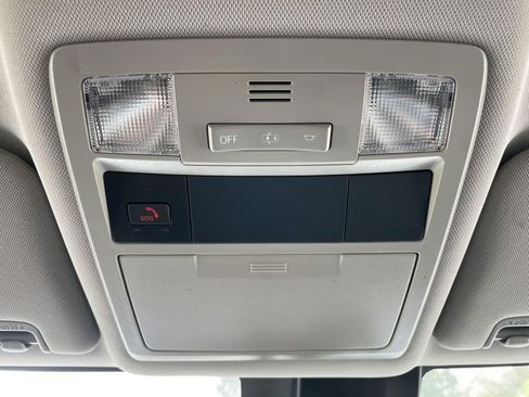 Used 2022 Toyota Tacoma SR w/ SR Convenience Package RWD image 27
