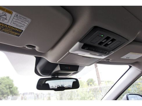 Used 2021 Nissan Rogue Platinum FWD image 28