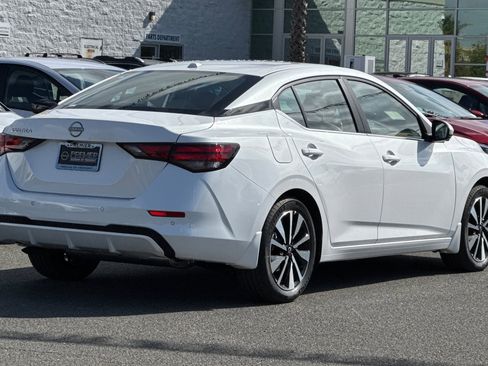 New 2025 Nissan Sentra SV w/ SV Premium Package image 4