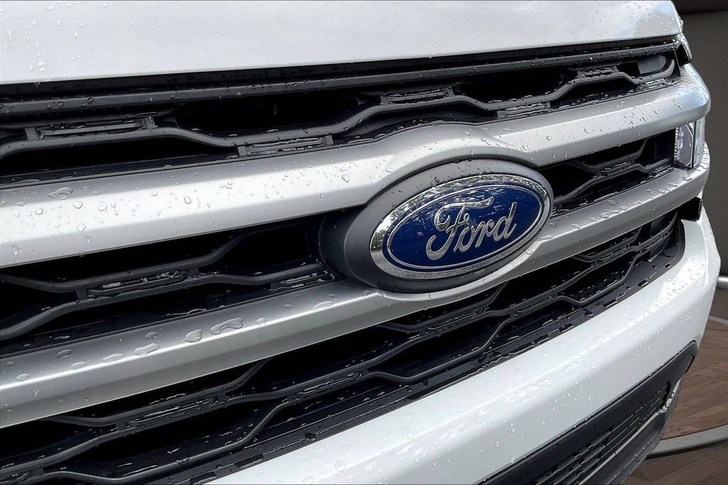 Used 2024 Ford Expedition XLT RWD image 37