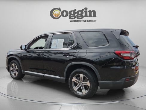 Certified 2023 Honda Pilot EX-L image 3