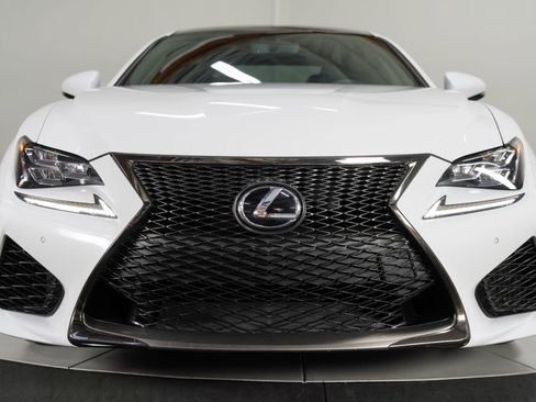 Used 2015 Lexus RC F Coupe w/ Performance Package image 15