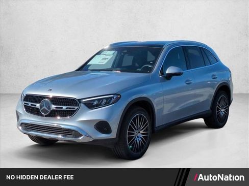 Used 2026 Mercedes-Benz GLC 300 image 1