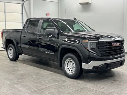 New 2026 GMC Sierra 1500 Pro w/ Pro Value Package
