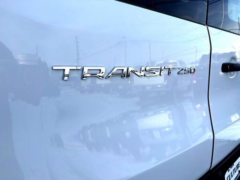 Used 2024 Ford Transit 250 Low Roof w/ Exterior Upgrade Package image 54