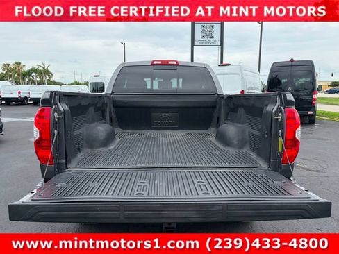 Used 2018 Toyota Tundra SR5 RWD image 12
