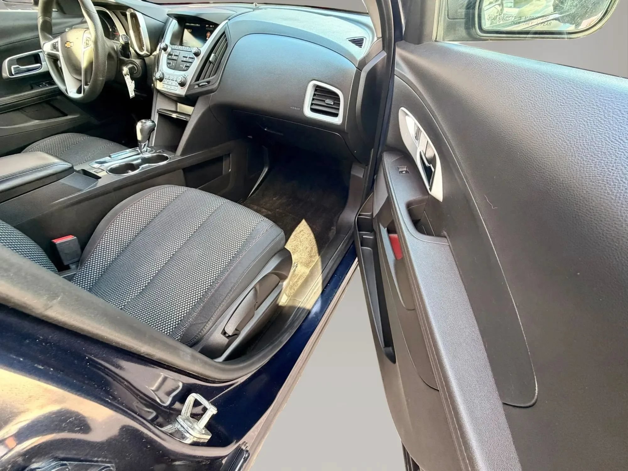Used 2017 Chevrolet Equinox LT AWD/4WD image 9