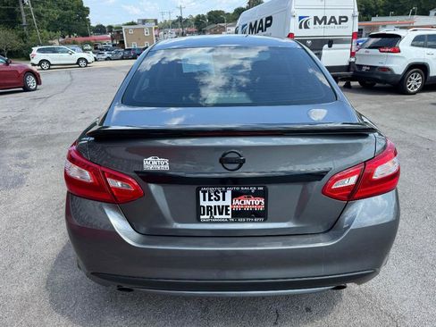 Used 2017 Nissan Altima 2.5 S w/ Power Driver Seat Package FWD image 6