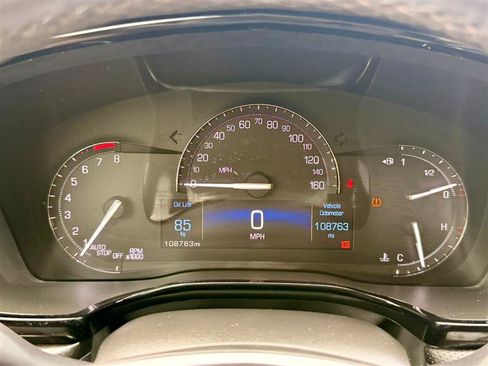 Used 2018 Cadillac XT5 FWD image 14